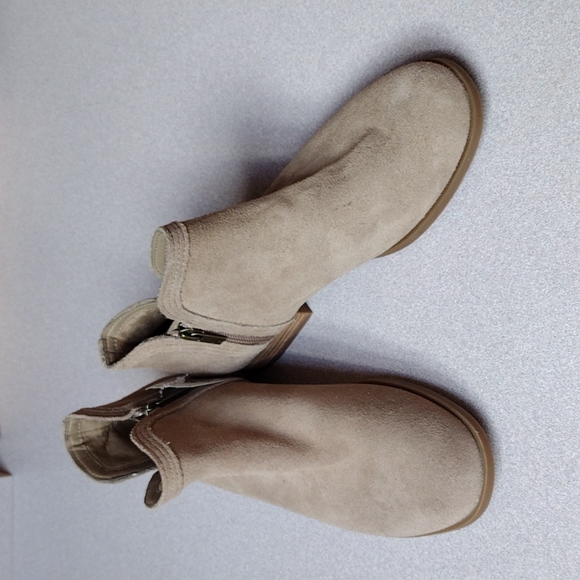 UGG Shoes - SOLD🌹Kookaburra Cheyenne by UGG Women's Tan Ankle Boots Sz 8 M Tan Ankle Boot